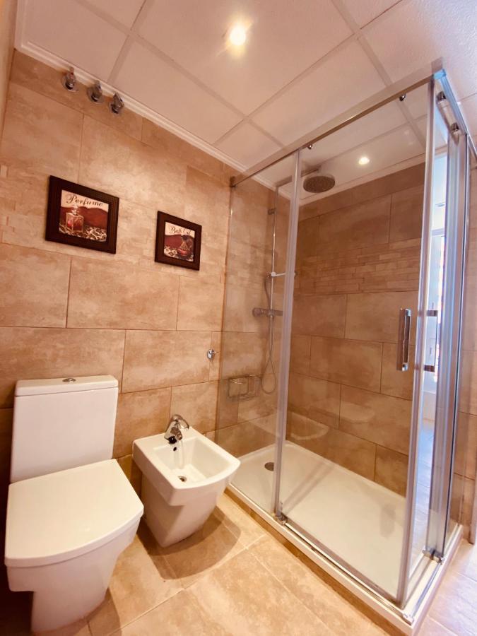 Be Luxury Apartment 20 Mts From The Beach Μπένιντορμ Εξωτερικό φωτογραφία