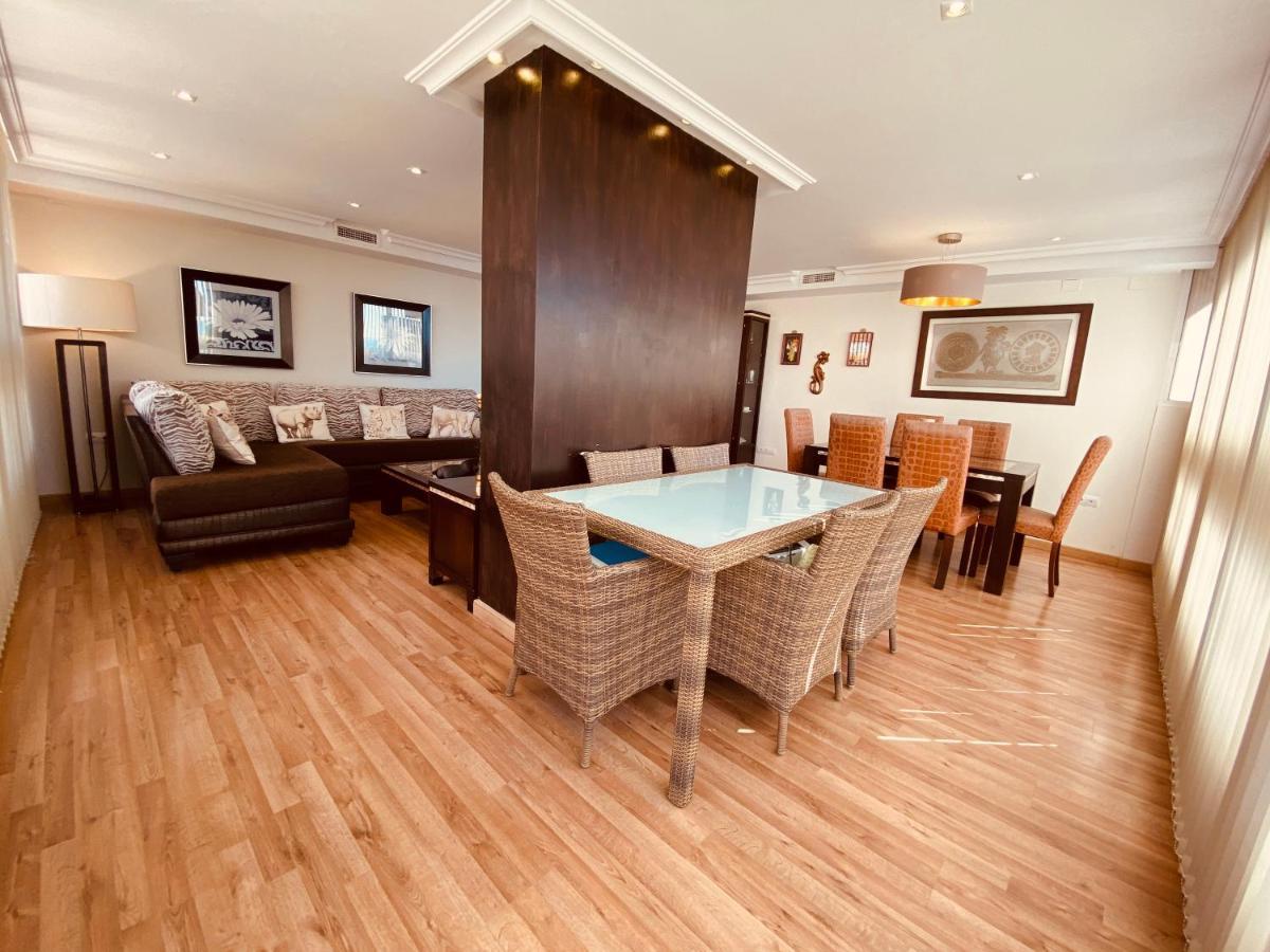 Be Luxury Apartment 20 Mts From The Beach Μπένιντορμ Εξωτερικό φωτογραφία