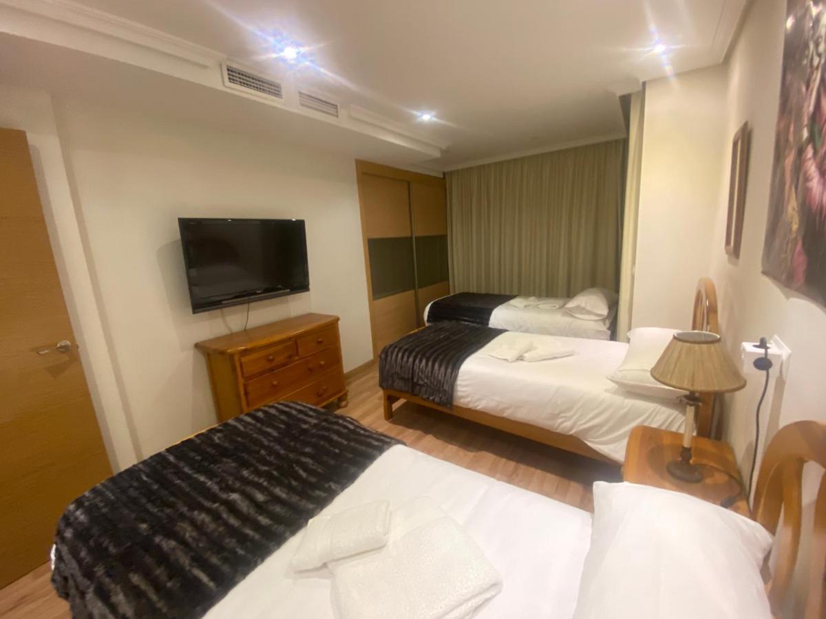 Be Luxury Apartment 20 Mts From The Beach Μπένιντορμ Εξωτερικό φωτογραφία