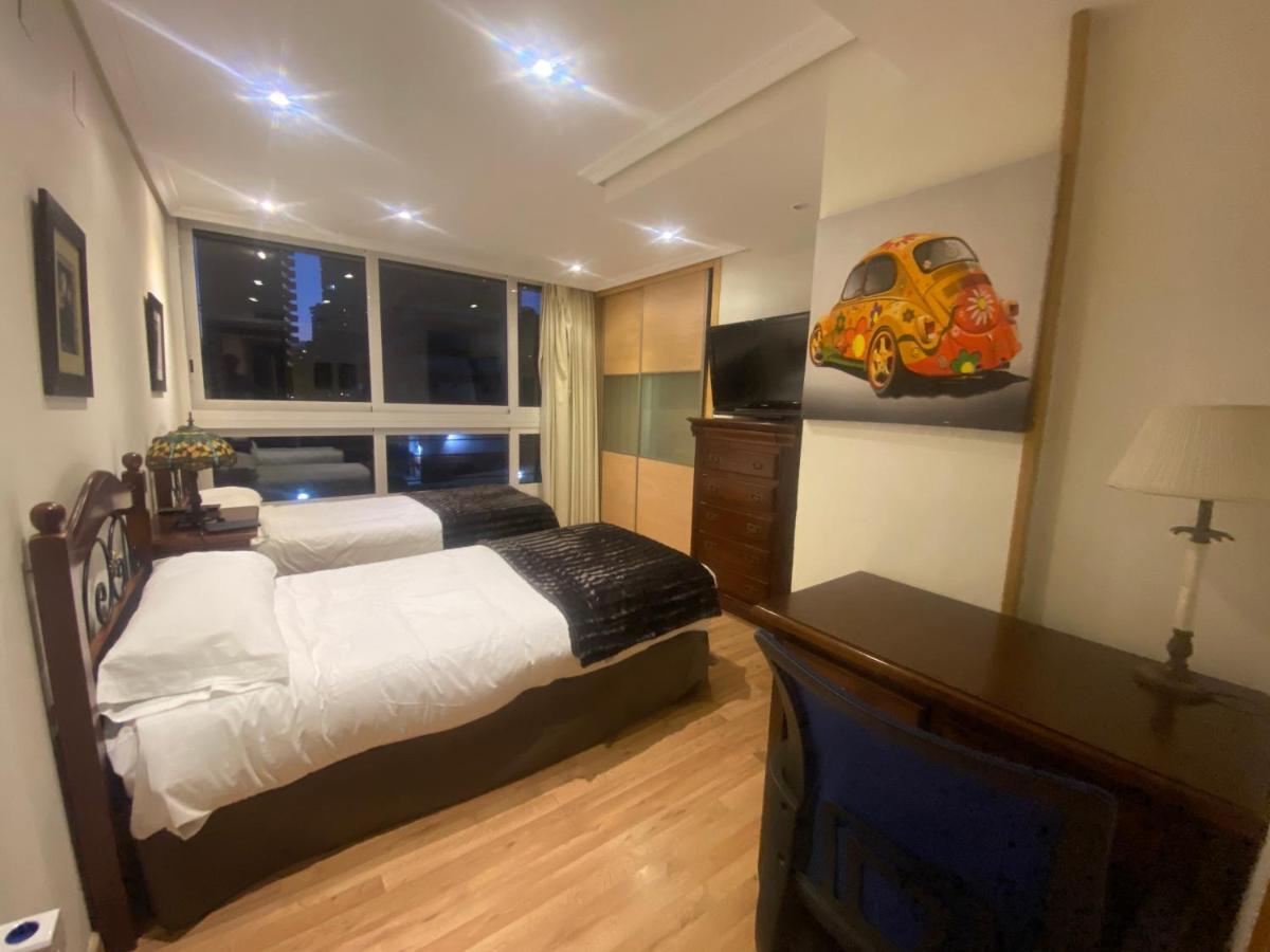 Be Luxury Apartment 20 Mts From The Beach Μπένιντορμ Εξωτερικό φωτογραφία